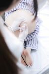 Hideto.com Doubanjiang 간호사 두 사람이 서로 섹스를하고 매우 유혹적이며 거의 알몸이며 약간 새는 전복, 털이 많은 머리카락