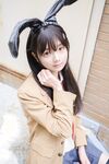 อาคานิชิ เยเย - ไม รุ่นพี่
