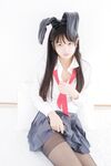อาคานิชิ เยเย - ไม รุ่นพี่