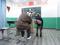 얼굴이 빨개진 Dearie_ 위챗 선생님이 오셨어요