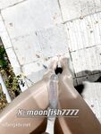 Ang pinakahuling pagbili noong Disyembre, ang top-notch body-burning bitch [Orange Orange] privately filmed, ang transparent anal plug na nakalabas sa labas ng asong babae habang naglalakad at umiihi ng mga props Ziwei climax convulsions, close-up visual 