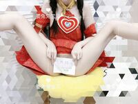 顶级萝莉【姜兔兔】极品馒头鲍各种体位啪啪口交巨乳长腿，骨感又丰满的身材，被各路金主干炮还拍视频，很会撒娇又很骚逼