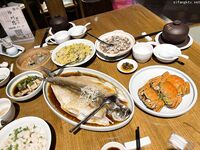 顶级萝莉【姜兔兔】极品馒头鲍各种体位啪啪口交巨乳长腿，骨感又丰满的身材，被各路金主干炮还拍视频，很会撒娇又很骚逼