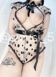 Nuclear bomb big breasts [husband is not at home] December latest paid (2) Christmas benefits