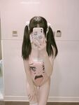 Inosenteng maliit na cutie [Eat Yaoyao] Maputi at malambot na lolita ang katawan, mabilog at cute na pink na puki, sobrang slutty sa murang edad, cute at contrasting