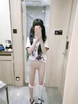 Inosenteng maliit na cutie [Eat Yaoyao] Maputi at malambot na lolita ang katawan, mabilog at cute na pink na puki, sobrang slutty sa murang edad, cute at contrasting