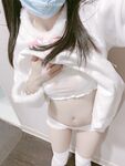 Inosenteng maliit na cutie [Eat Yaoyao] Maputi at malambot na lolita ang katawan, mabilog at cute na pink na puki, sobrang slutty sa murang edad, cute at contrasting
