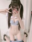 Inosenteng maliit na cutie [Eat Yaoyao] Maputi at malambot na lolita ang katawan, mabilog at cute na pink na puki, sobrang slutty sa murang edad, cute at contrasting