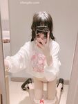Inosenteng maliit na cutie [Eat Yaoyao] Maputi at malambot na lolita ang katawan, mabilog at cute na pink na puki, sobrang slutty sa murang edad, cute at contrasting