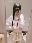 Inosenteng maliit na cutie [Eat Yaoyao] Maputi at malambot na lolita ang katawan, mabilog at cute na pink na puki, sobrang slutty sa murang edad, cute at contrasting