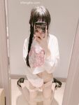 Inosenteng maliit na cutie [Eat Yaoyao] Maputi at malambot na lolita ang katawan, mabilog at cute na pink na puki, sobrang slutty sa murang edad, cute at contrasting