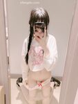 Inosenteng maliit na cutie [Eat Yaoyao] Maputi at malambot na lolita ang katawan, mabilog at cute na pink na puki, sobrang slutty sa murang edad, cute at contrasting