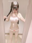 Inosenteng maliit na cutie [Eat Yaoyao] Maputi at malambot na lolita ang katawan, mabilog at cute na pink na puki, sobrang slutty sa murang edad, cute at contrasting