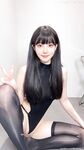 超级甜美的纯妹子女神【小瓜陆】12月底最新高价VIP作品，苗条的身材非常可口的嫩穴，这颜值放在娱乐圈妥妥的站C位
