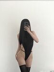 超级甜美的纯妹子女神【小瓜陆】12月底最新高价VIP作品，苗条的身材非常可口的嫩穴，这颜值放在娱乐圈妥妥的站C位