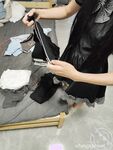 12月底重磅！强推！海角最强兄妹乱伦【家有骚妹妹】撕破黑丝绑住双手强上了00后萝莉骚妹妹！妹妹的JK制服配黑丝让人产生了犯罪的心理