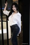เทพธิดานักแสดง Tan Xiaoling ปรับแต่งพนักงานต้อนรับในห้องน้ำ