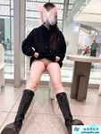顶级反差女神〖娜娜爱之屋〗最新露出挑战2，人来人往商场地铁人前偷偷露出，紧张刺激！超级反差