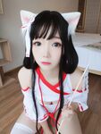 Yukiharu Astra - NO.09 Shrine Cat
