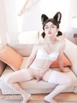 最新2024重磅！新人露臉推特高顏值清純萌新眼鏡TS娘【白小白】私拍，嬌嫩乖巧惹人愛，紫薇打炮宅男直男最愛
