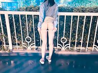 推特S级身材美艳翘臀女神「小可爱」不雅私拍旅游露出性爱野战公共场所啪啪