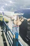 The top cuckold Twitter human high-quality promiscuous couple [Little Whale] privately filmed, Ziwei exposed in front of the waiter in the open-air restaurant bar, PUA entered the men's toilet while walking the dog from behind, the whole process was h