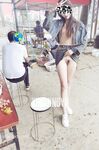 The top cuckold Twitter human high-quality promiscuous couple [Little Whale] privately filmed, Ziwei exposed in front of the waiter in the open-air restaurant bar, PUA entered the men's toilet while walking the dog from behind, the whole process was h