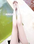 The top cuckold Twitter human high-quality promiscuous couple [Little Whale] privately filmed, Ziwei exposed in front of the waiter in the open-air restaurant bar, PUA entered the men's toilet while walking the dog from behind, the whole process was h
