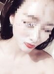 The top cuckold Twitter human high-quality promiscuous couple [Little Whale] privately filmed, Ziwei exposed in front of the waiter in the open-air restaurant bar, PUA entered the men's toilet while walking the dog from behind, the whole process was h