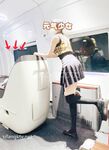 The top cuckold Twitter human high-quality promiscuous couple [Little Whale] privately filmed, Ziwei exposed in front of the waiter in the open-air restaurant bar, PUA entered the men's toilet while walking the dog from behind, the whole process was h