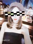 The top cuckold Twitter human high-quality promiscuous couple [Little Whale] privately filmed, Ziwei exposed in front of the waiter in the open-air restaurant bar, PUA entered the men's toilet while walking the dog from behind, the whole process was h