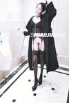 The top cuckold Twitter human high-quality promiscuous couple [Little Whale] privately filmed, Ziwei exposed in front of the waiter in the open-air restaurant bar, PUA entered the men's toilet while walking the dog from behind, the whole process was h