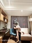 究極核彈②！窮人女神有錢人母狗，實力金主【大魔王FQ】以淫為樂，夜夜做新郎，玩肏各種長腿氣質外圍3P露出調教