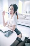 飘飘- [JVID] 飘飘保险业务员
