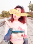 Top contrast wife! A good-looking fair-skinned bitch in Panyu, Guangzhou [Mingo loves to show off] private photos and benefits, exposed in front of people outdoors and having oral sex in the men's toilet, making the heart beat.