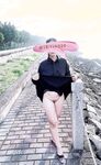 Top contrast wife! A good-looking fair-skinned bitch in Panyu, Guangzhou [Mingo loves to show off] private photos and benefits, exposed in front of people outdoors and having oral sex in the men's toilet, making the heart beat.