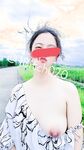 Top contrast wife! A good-looking fair-skinned bitch in Panyu, Guangzhou [Mingo loves to show off] private photos and benefits, exposed in front of people outdoors and having oral sex in the men's toilet, making the heart beat.