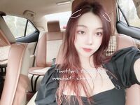 Babala ng paputok na high-energy! Mas pambabae kaysa sa mga babae, ang tunay na TS girl [Orange Sweetheart TS is so energetic and beautiful] privately photographed, her sex skills are both salty and sweet, ang kanyang oral skills ay top-notch at siya ang 