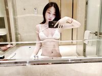 Babala ng paputok na high-energy! Mas pambabae kaysa sa mga babae, ang tunay na TS girl [Orange Sweetheart TS is so energetic and beautiful] privately photographed, her sex skills are both salty and sweet, ang kanyang oral skills ay top-notch at siya ang 