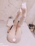 สาวสวัสดิการหน้าอกใหญ่อันดับต้น ๆ ของ Twitter [sweethessjiang] ได้ปรับแต่งรูปถ่ายส่วนตัวของเธอ เธอช่วยตัวเองด้วยอุปกรณ์ประกอบฉากเต้นรำเปลือยและเสียงครวญครางของเธอก็ค่อนข้างดึงดูด
