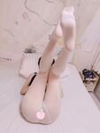 สาวสวัสดิการหน้าอกใหญ่อันดับต้น ๆ ของ Twitter [sweethessjiang] ได้ปรับแต่งรูปถ่ายส่วนตัวของเธอ เธอช่วยตัวเองด้วยอุปกรณ์ประกอบฉากเต้นรำเปลือยและเสียงครวญครางของเธอก็ค่อนข้างดึงดูด