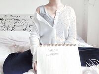大神高價自購海角萬人追蹤反差婊【胡九萬（原小芳姐姐）】最全合集，性奴調教啪啪各種花樣