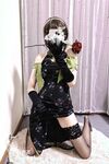 推特新星網紅『小青茗』極品新作-黑絲旗袍