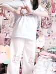 TwitterLolita [Cô bé không cao] Những bức ảnh riêng tư dễ thương, với làn da trắng mịn, bộ ngực lớn và bên ngoài âm hộ màu hồng, cô ấy là một cô gái ngoan trong mắt giáo viên và các bạn cùng lớp, nhưng ở nhà cô ấy lại là một con điếm nhỏ