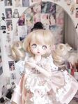 TwitterLolita [Cô bé không cao] Những bức ảnh riêng tư dễ thương, với làn da trắng mịn, bộ ngực lớn và bên ngoài âm hộ màu hồng, cô ấy là một cô gái ngoan trong mắt giáo viên và các bạn cùng lớp, nhưng ở nhà cô ấy lại là một con điếm nhỏ