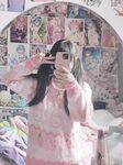 TwitterLolita [Cô bé không cao] Những bức ảnh riêng tư dễ thương, với làn da trắng mịn, bộ ngực lớn và bên ngoài âm hộ màu hồng, cô ấy là một cô gái ngoan trong mắt giáo viên và các bạn cùng lớp, nhưng ở nhà cô ấy lại là một con điếm nhỏ