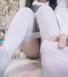 TwitterLolita [Cô bé không cao] Những bức ảnh riêng tư dễ thương, với làn da trắng mịn, bộ ngực lớn và bên ngoài âm hộ màu hồng, cô ấy là một cô gái ngoan trong mắt giáo viên và các bạn cùng lớp, nhưng ở nhà cô ấy lại là một con điếm nhỏ