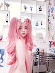 TwitterLolita [Cô bé không cao] Những bức ảnh riêng tư dễ thương, với làn da trắng mịn, bộ ngực lớn và bên ngoài âm hộ màu hồng, cô ấy là một cô gái ngoan trong mắt giáo viên và các bạn cùng lớp, nhưng ở nhà cô ấy lại là một con điếm nhỏ