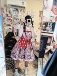 TwitterLolita [Cô bé không cao] Những bức ảnh riêng tư dễ thương, với làn da trắng mịn, bộ ngực lớn và bên ngoài âm hộ màu hồng, cô ấy là một cô gái ngoan trong mắt giáo viên và các bạn cùng lớp, nhưng ở nhà cô ấy lại là một con điếm nhỏ
