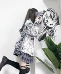 The most beautiful girl with 210,000 followers on Twitter squirts the Loli Princess [Rabbit Loves Squirting]. Subscribe to private photos, and she can be salty or sweet in various uniforms and expose props Ziwei outdoors in front of people.